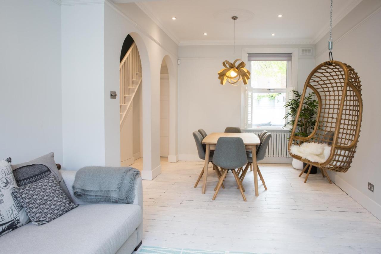 Hébergement de vacances Magnificent House For 6 In Fulham With Back Garden *