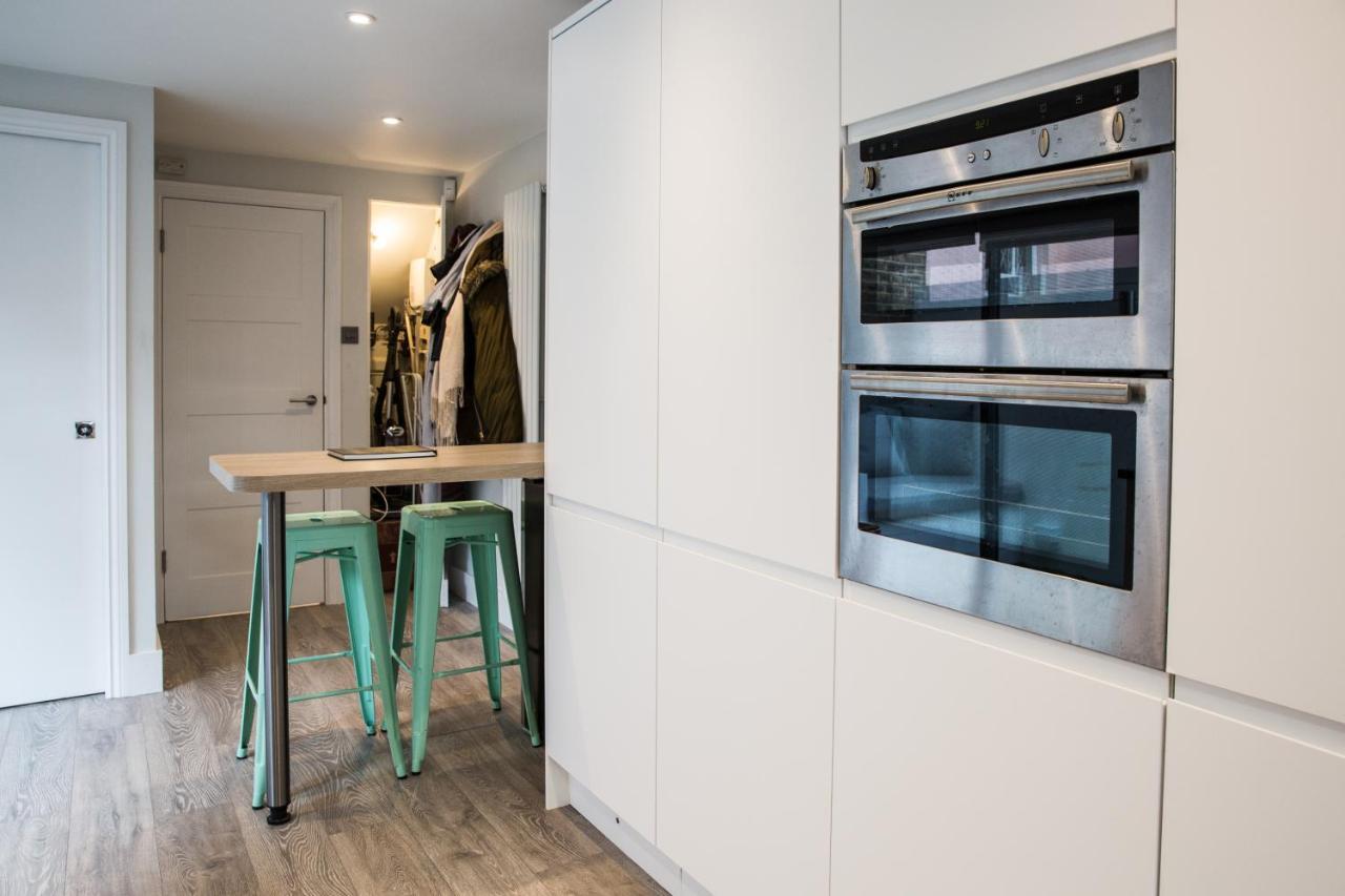 Magnificent House For 6 In Fulham With Back Garden Hébergement de vacances Londres